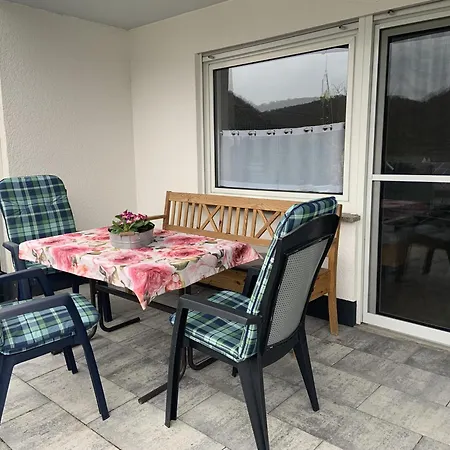 Ferienwohnung Dieblich شقة *